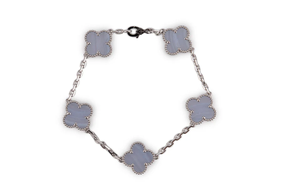 van cleef and arpels bracelet 5 motif white gold