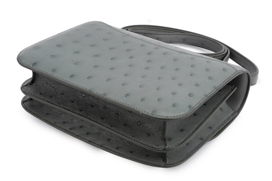 Hermès Constance 18 Exotic Ostrich Vert Amande GHW - Image 10