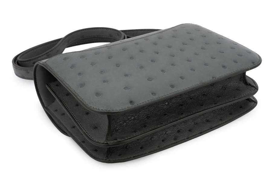 Hermès Constance 18 Exotic Ostrich Vert Amande GHW - Image 11