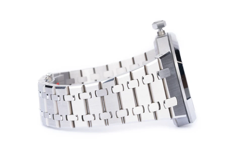 Audemars Piguet Royal Oak Ref: 15500ST.00.1220ST.01 41mm Steel Blue Dial - Image 4